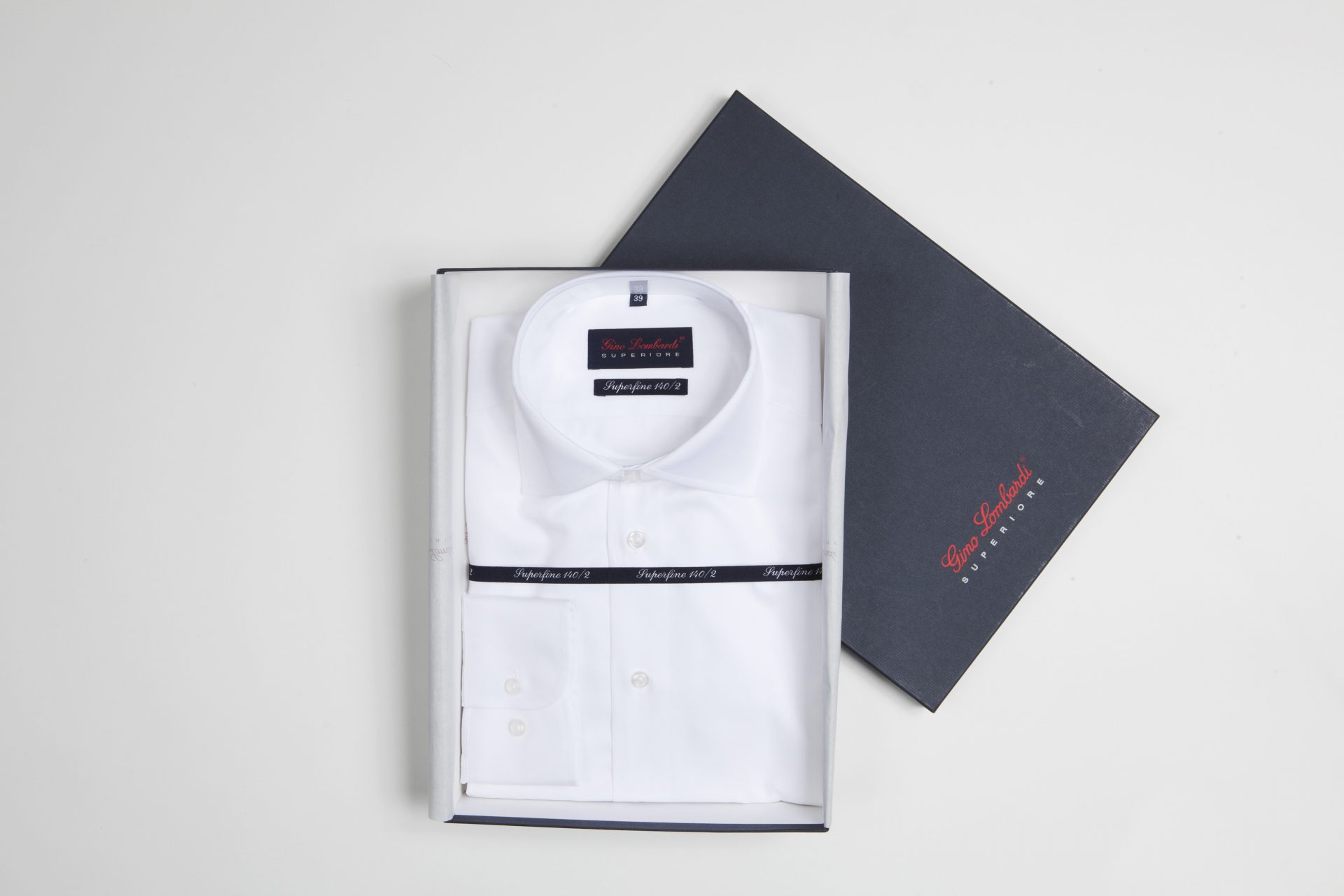 Das Hemd aus Vollzwirn • STURM Herrenausstatter Wien