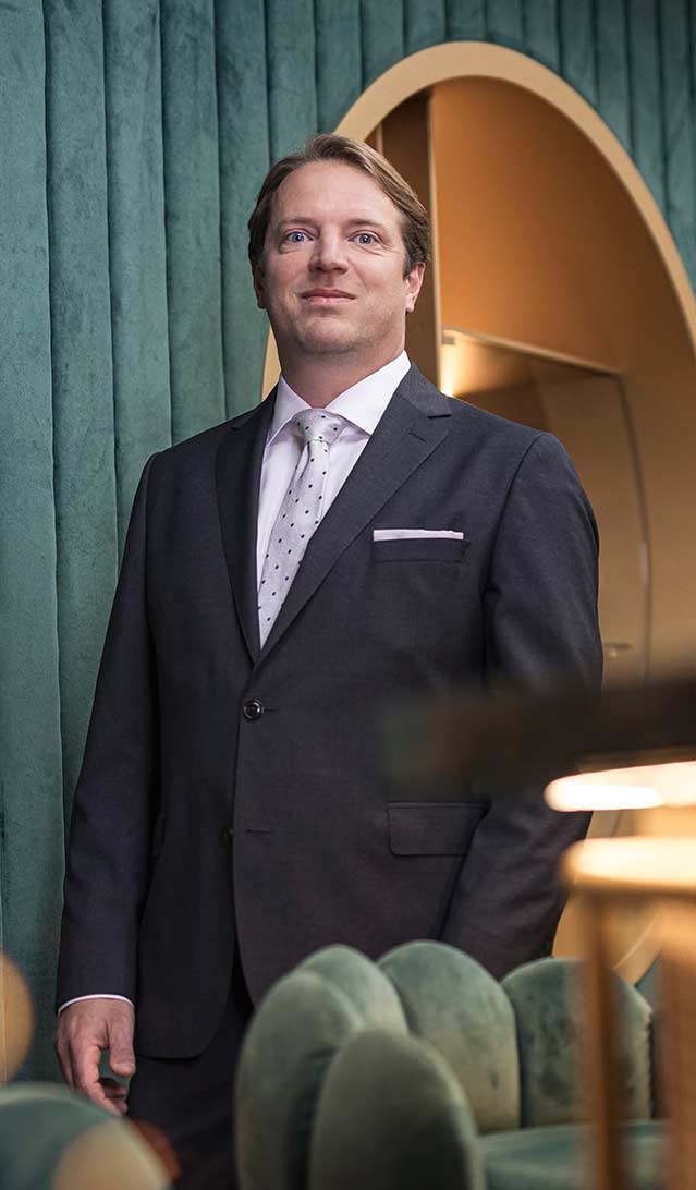 Anzug Herren klassisch elegant grau Herrenausstatter