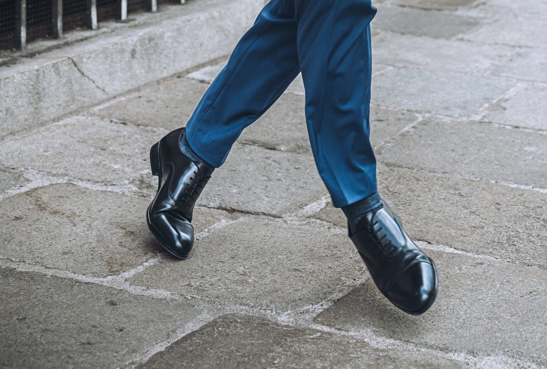 Lederschuhe richtig pflegen Tipps für den modernen Gentleman • STURM Herrenausstatter Wien