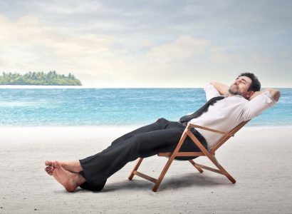 Der moderne Gentleman am Strand: Guide für den Sommerurlaub