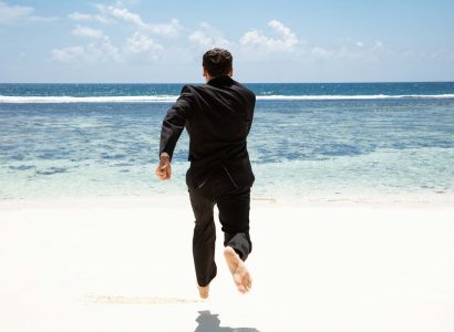 Dresscode im Urlaub für den modernen Gentleman