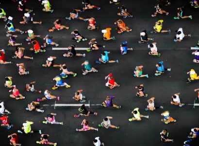 Vienna City Marathon 2022: Was das Laufevent mit Anzügen zu tun hat